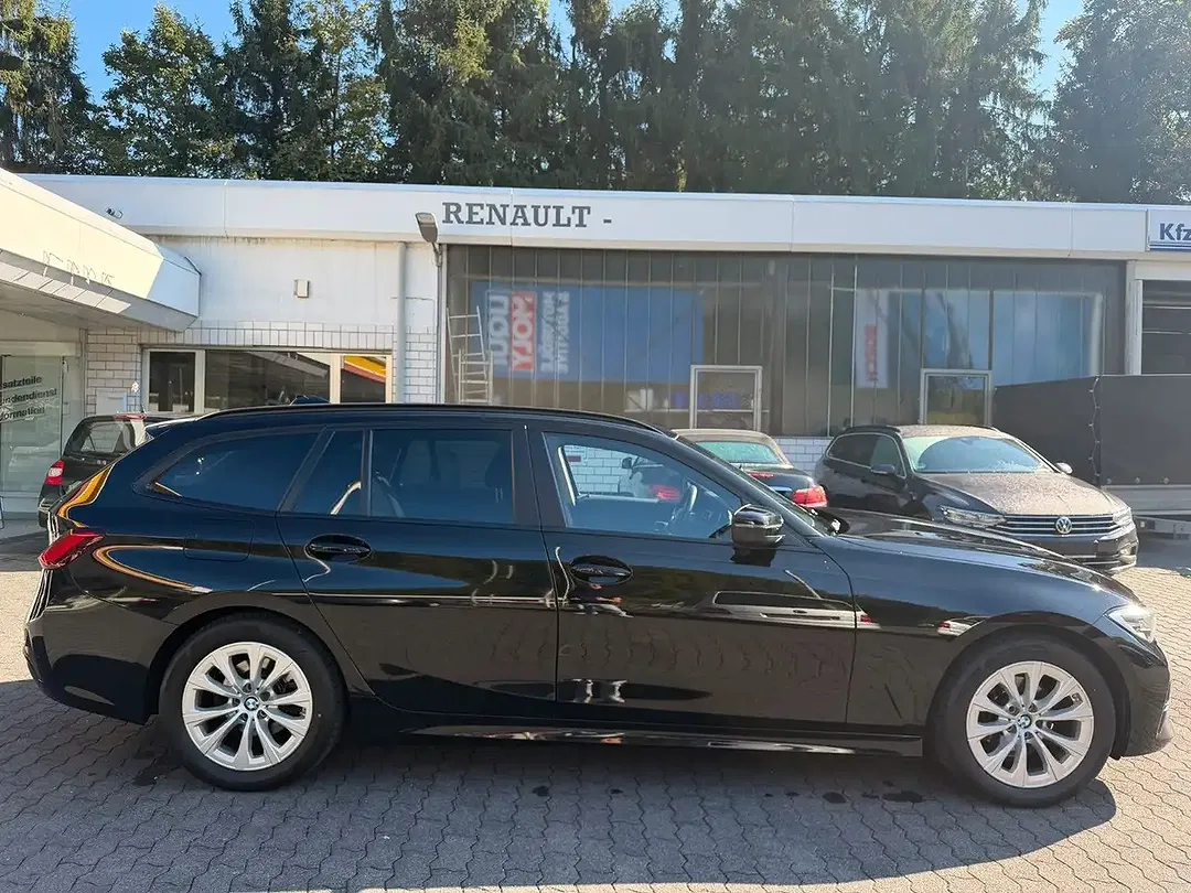 BMW 318 - Thumbnail 7