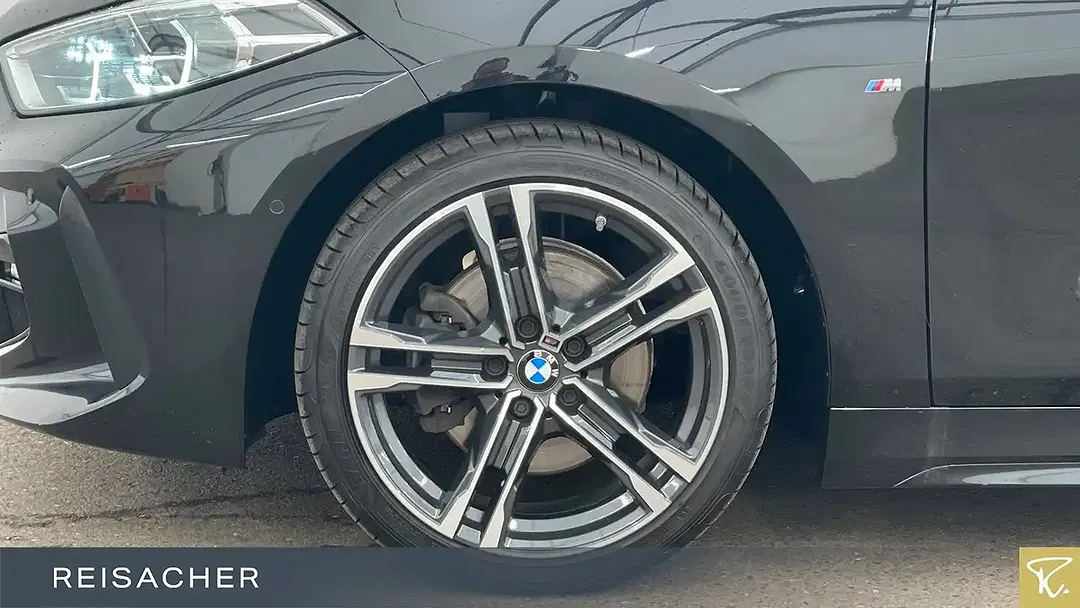 BMW 118 - Thumbnail 3