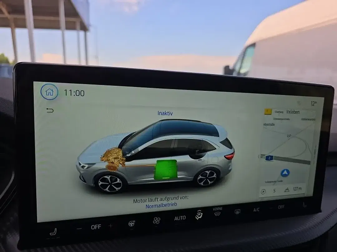 Ford Kuga - Thumbnail 35