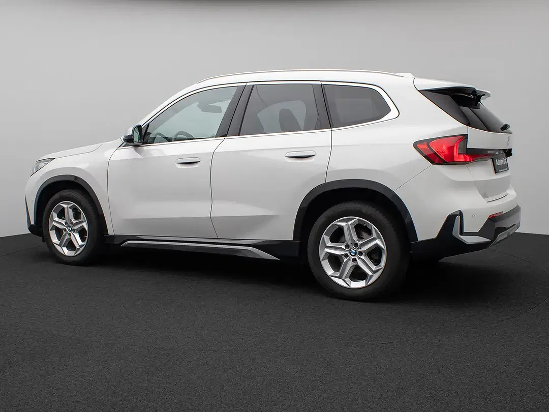 BMW X1 - Thumbnail 10