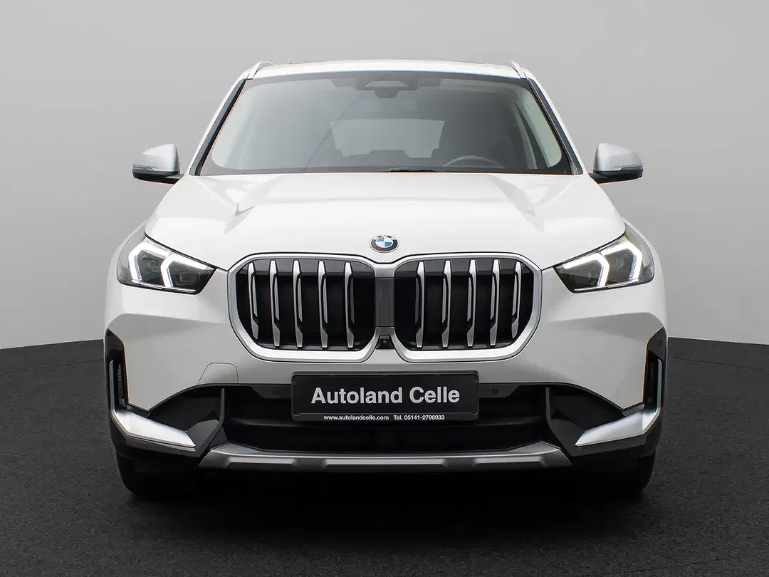 BMW X1 - Thumbnail 2