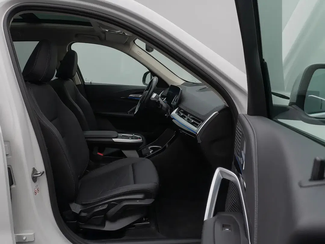 BMW X1 - Thumbnail 24