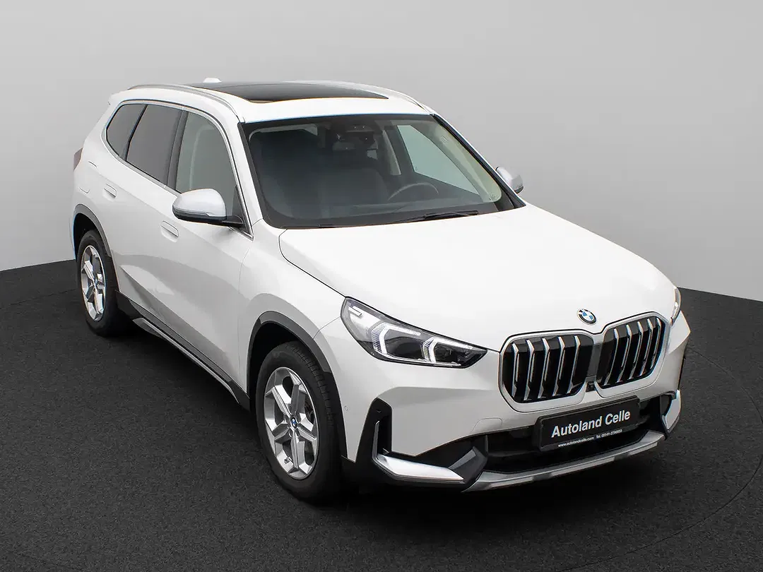 BMW X1 - Thumbnail 3