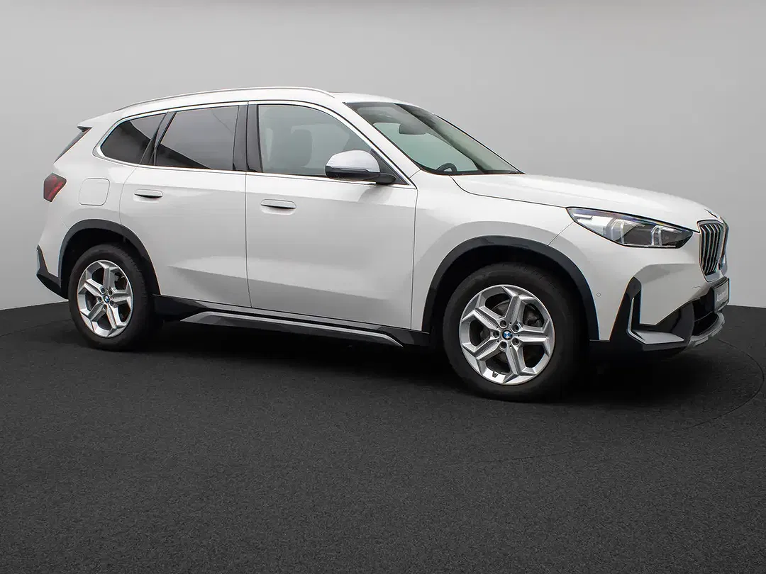 BMW X1 - Thumbnail 4