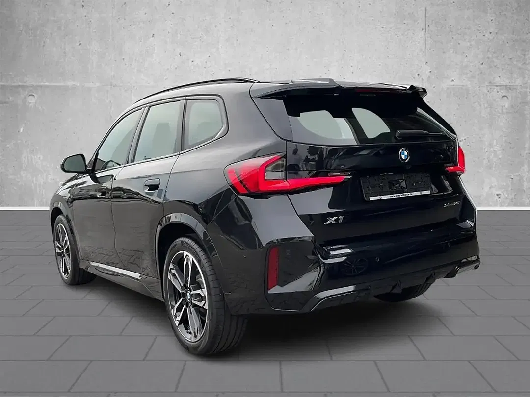 BMW X1 - Thumbnail 5
