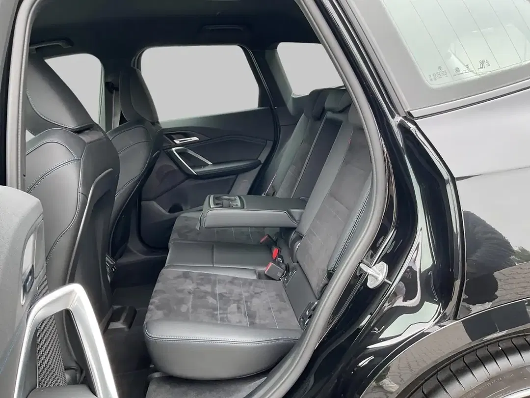 BMW X1 - Thumbnail 8