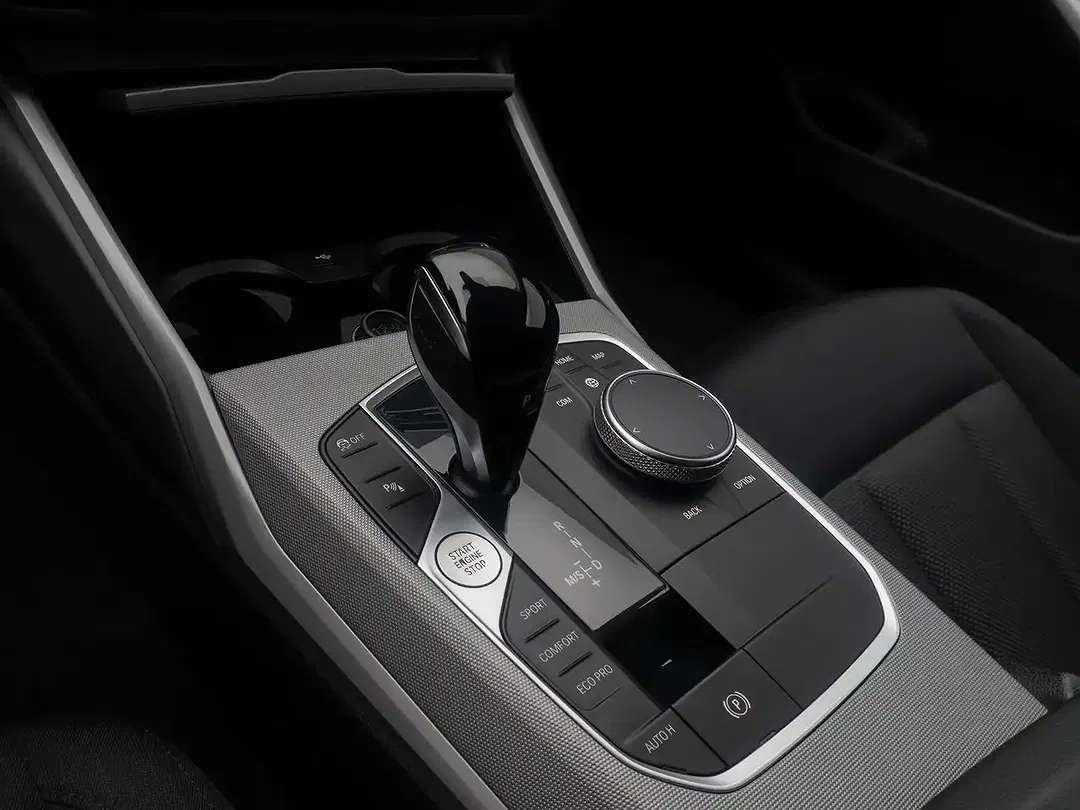 BMW 320 - Thumbnail 23