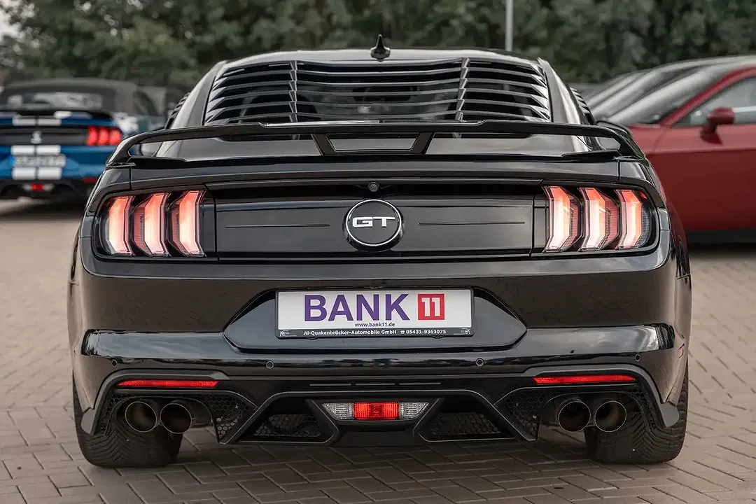 Ford Mustang - Thumbnail 15