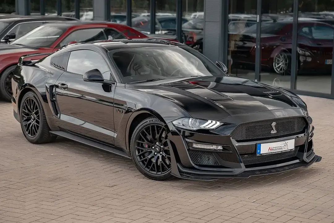 Ford Mustang - Thumbnail 8