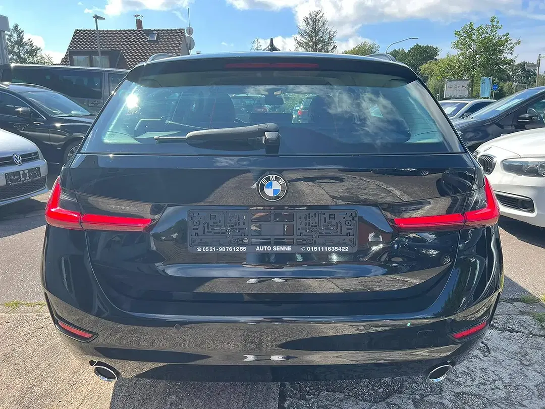 BMW 330 - Thumbnail 6