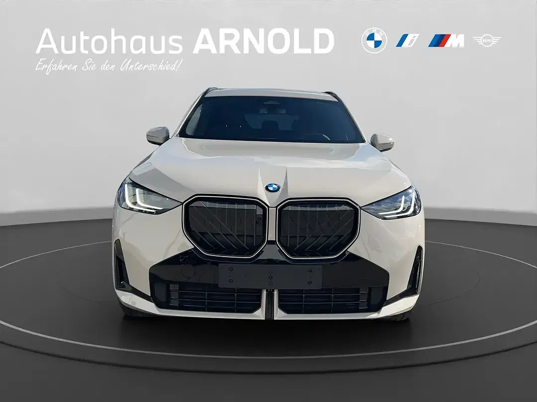 BMW X3 - Thumbnail 2