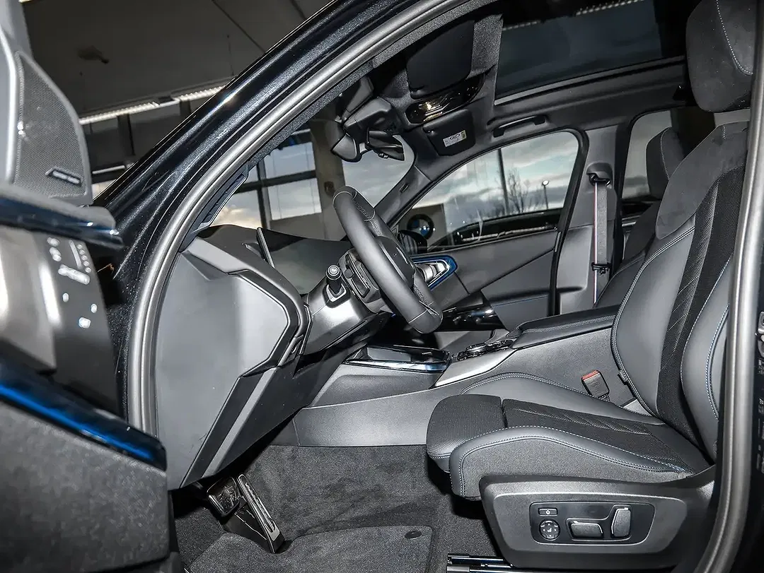 BMW X3 - Thumbnail 10