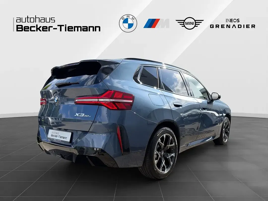 BMW X3 - Thumbnail 6