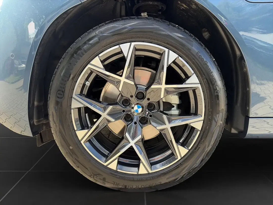 BMW X3 - Thumbnail 8