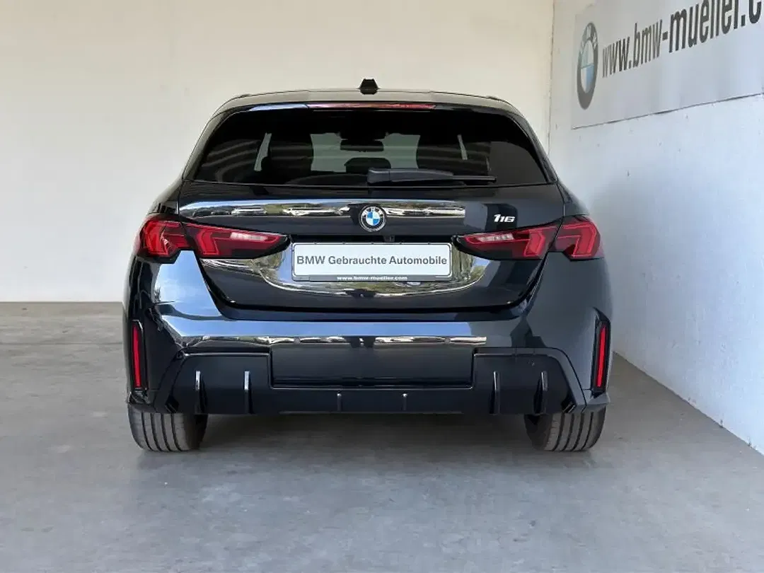 BMW 116 - Thumbnail 7