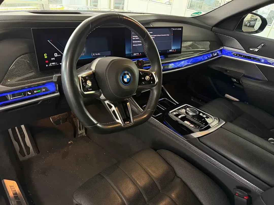 BMW 760 - Thumbnail 17