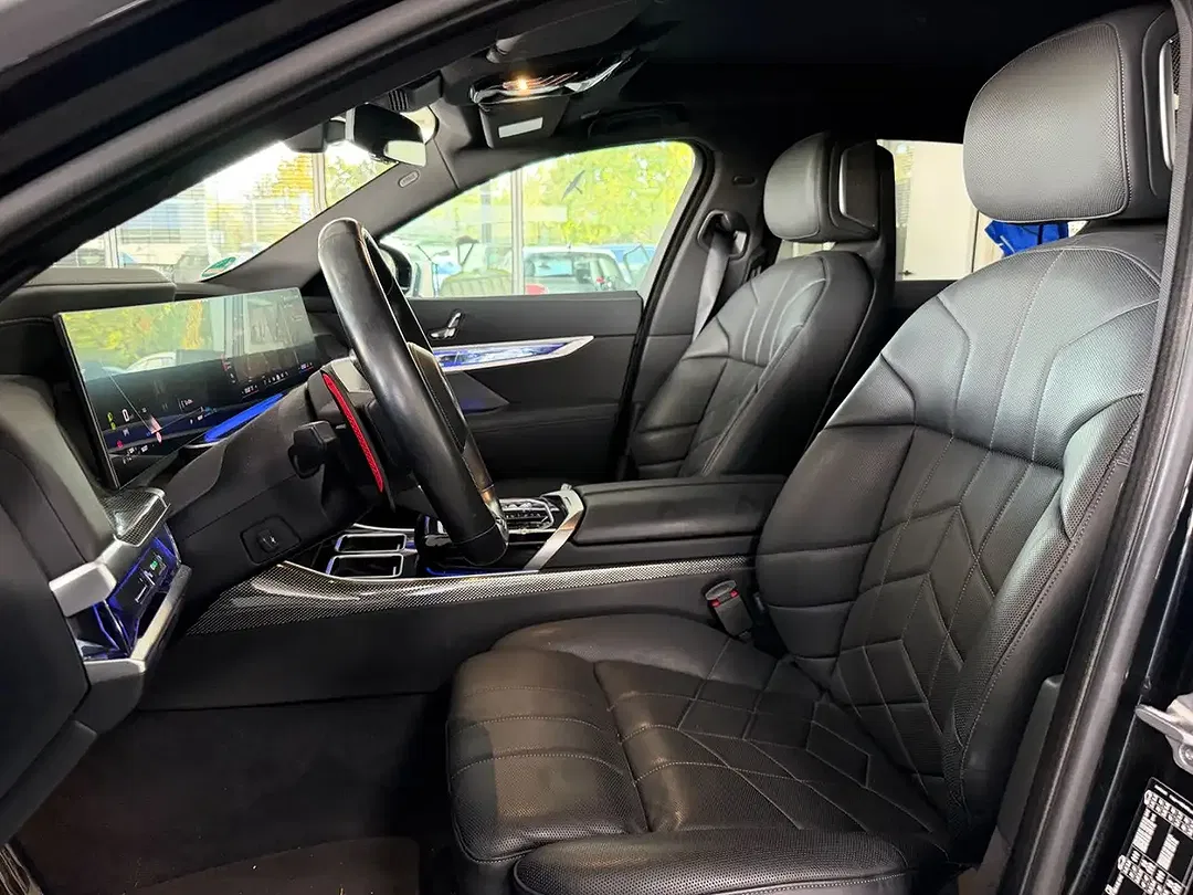 BMW 760 - Thumbnail 8