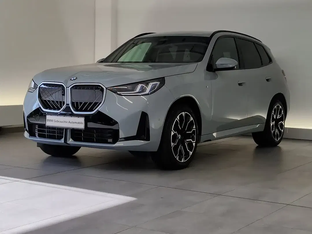 BMW X3 - Thumbnail 2