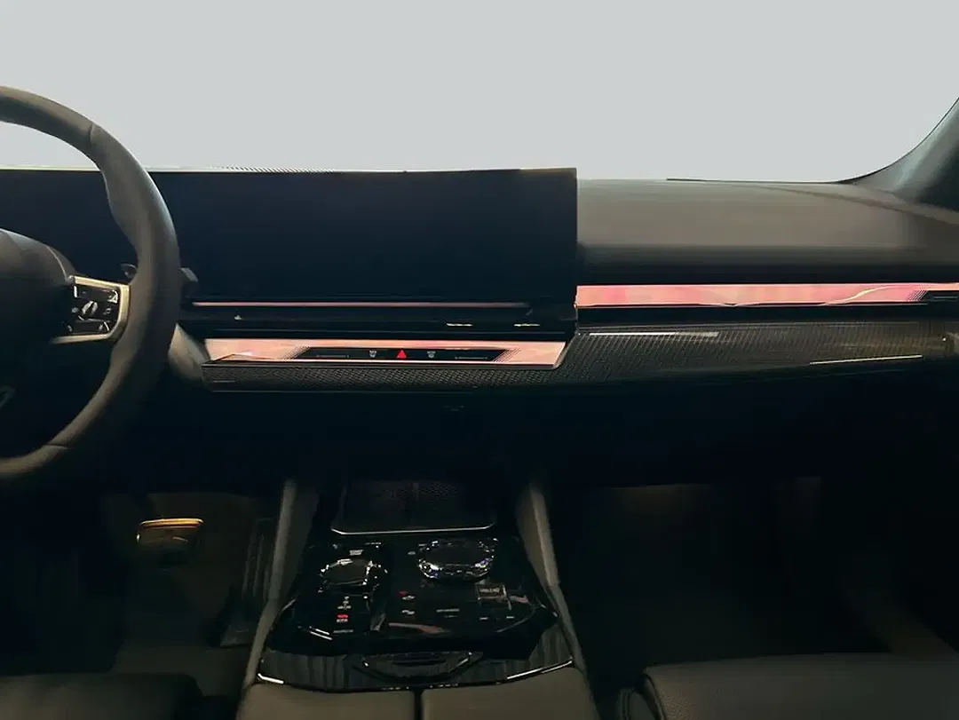 BMW 550 - Thumbnail 15