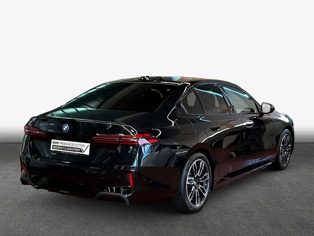BMW 550 - Thumbnail 2
