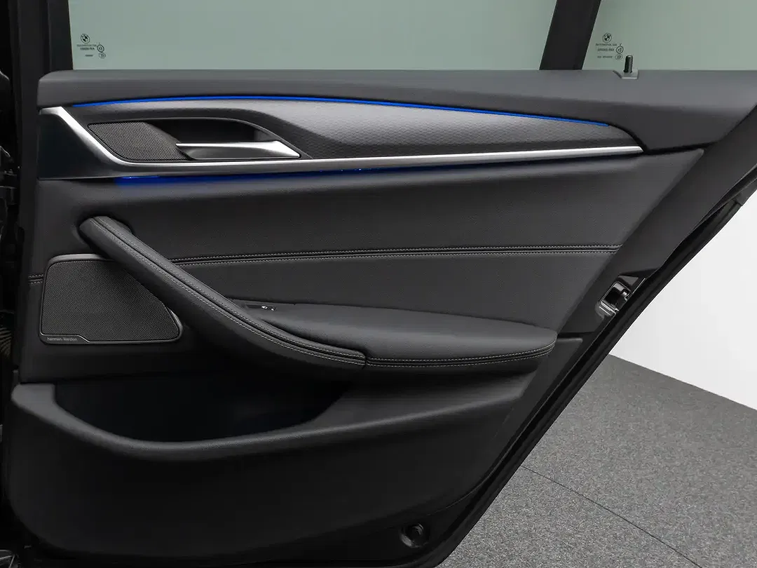 BMW 530 - Thumbnail 32