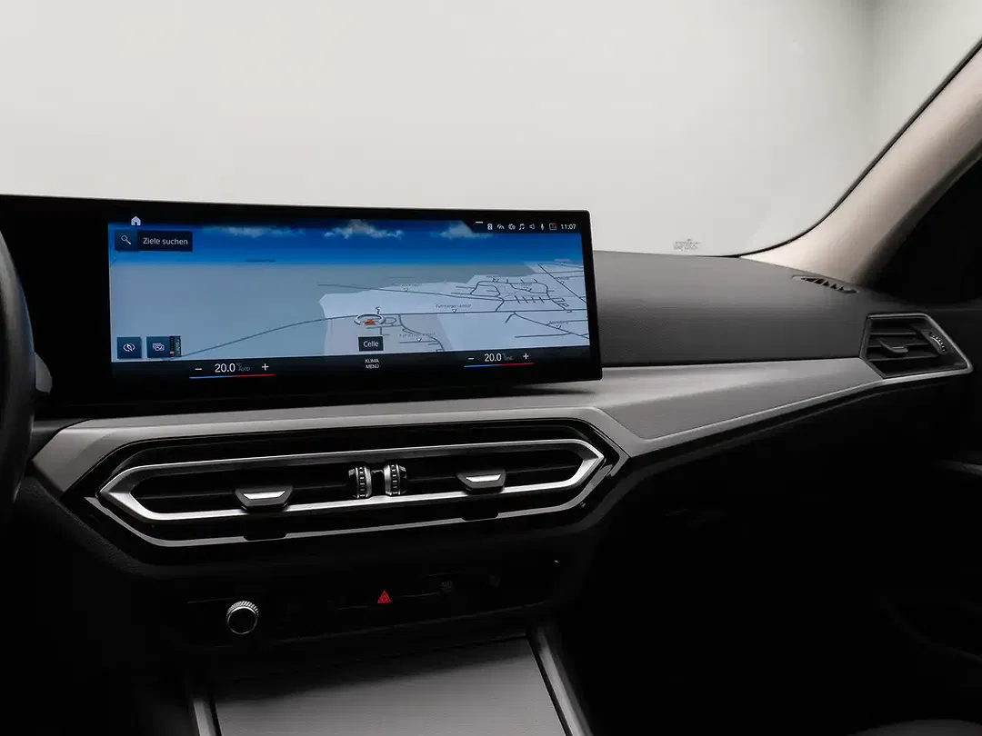 BMW 320 - Thumbnail 22