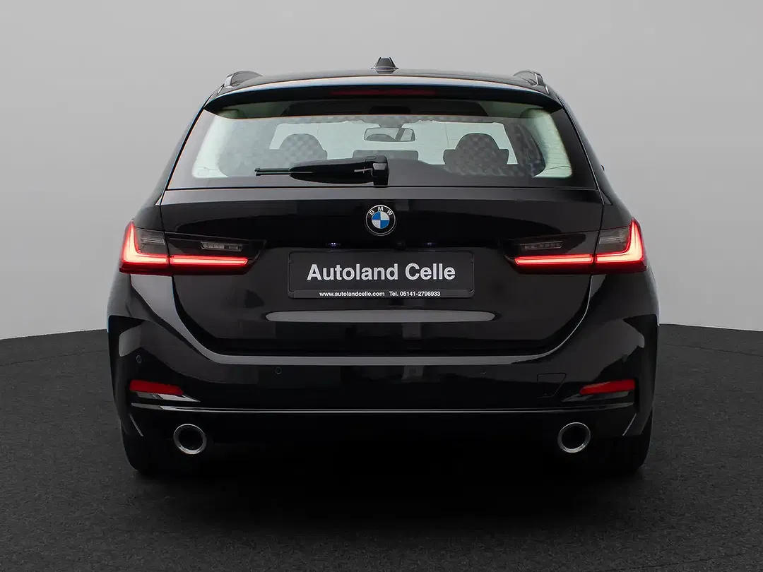 BMW 320 - Thumbnail 8