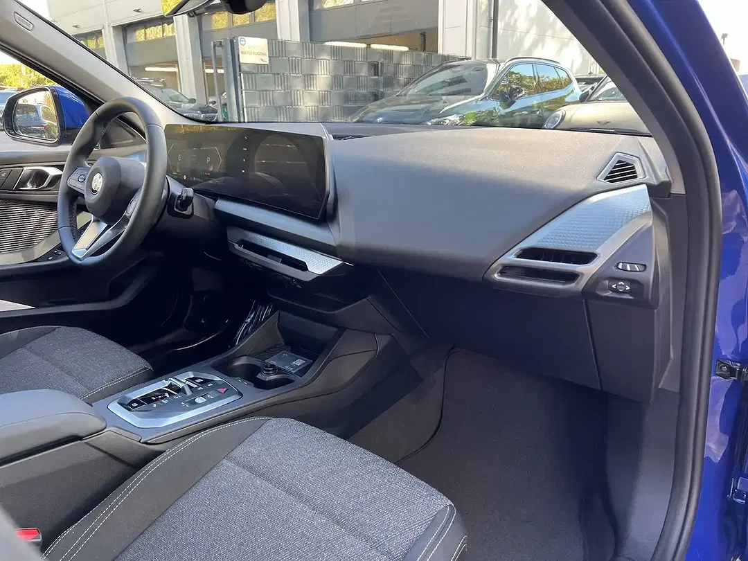 BMW 120 - Thumbnail 11