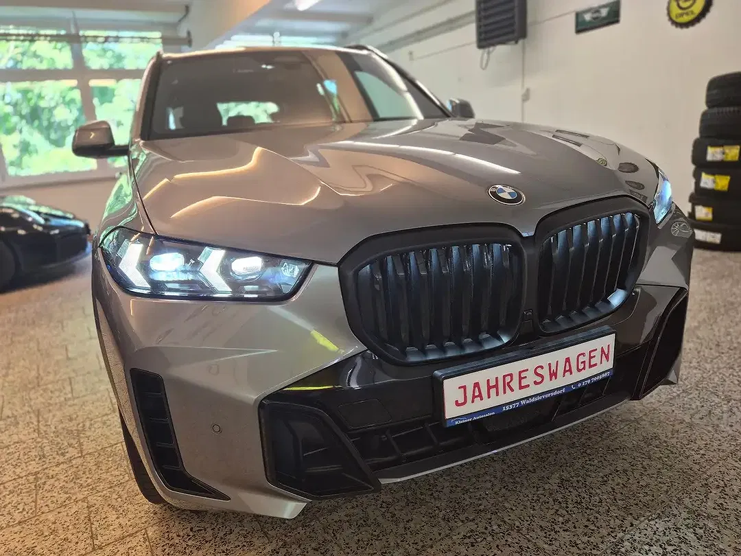BMW X5 - Thumbnail 9