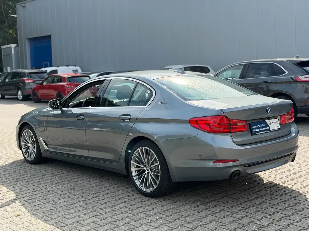 BMW 530 - Thumbnail 14
