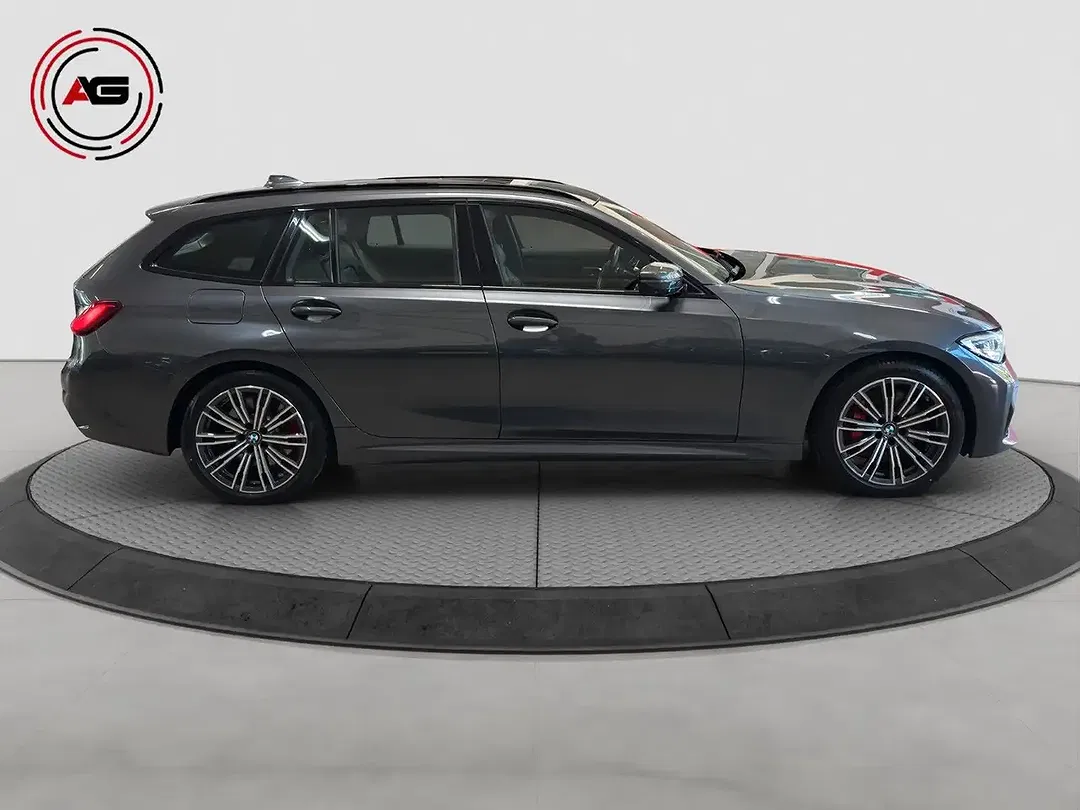 BMW 320 - Thumbnail 4