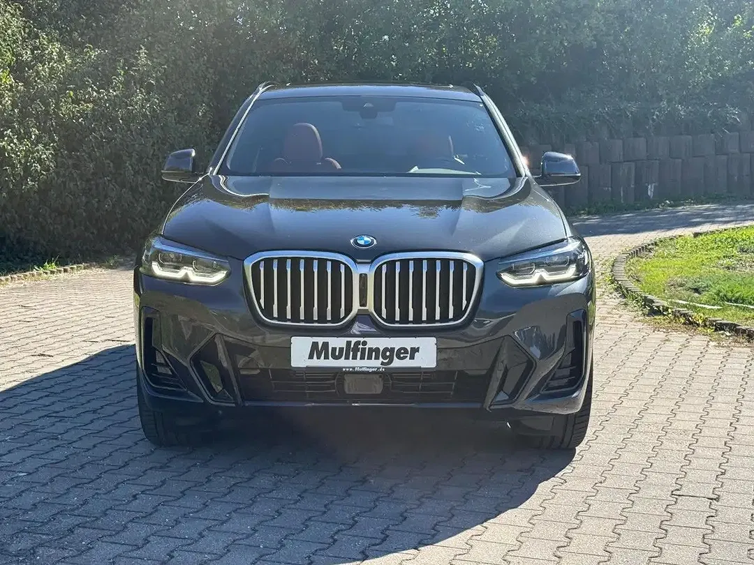 BMW X3 - Thumbnail 3