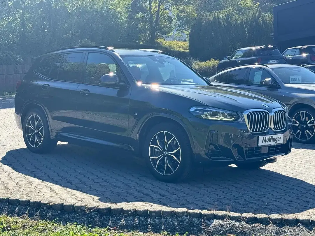 BMW X3 - Thumbnail 4