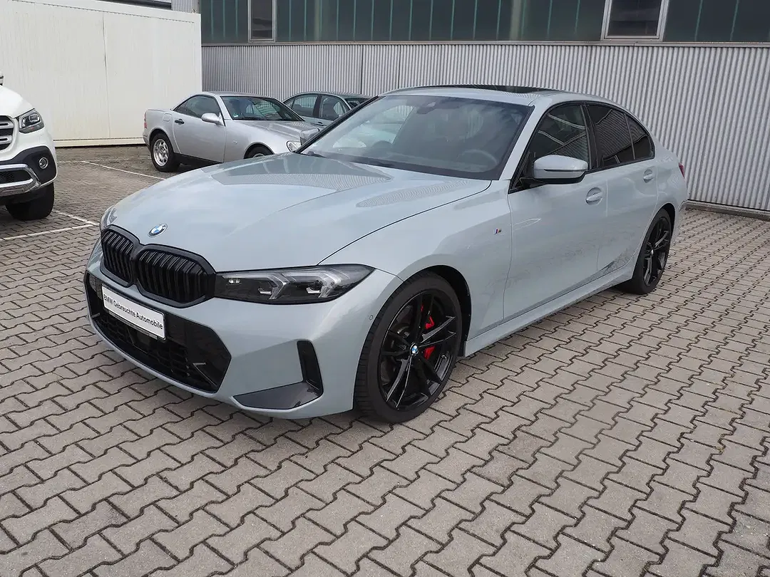 BMW 318 - Thumbnail 3