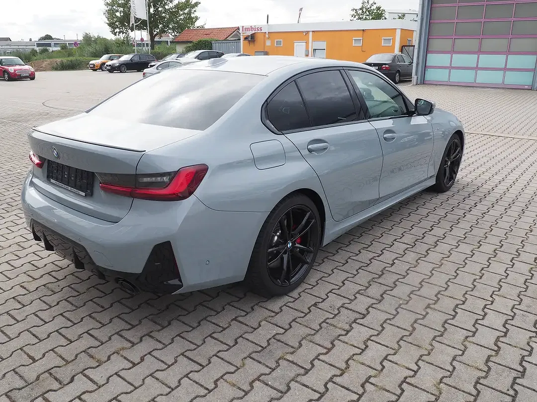 BMW 318 - Thumbnail 7
