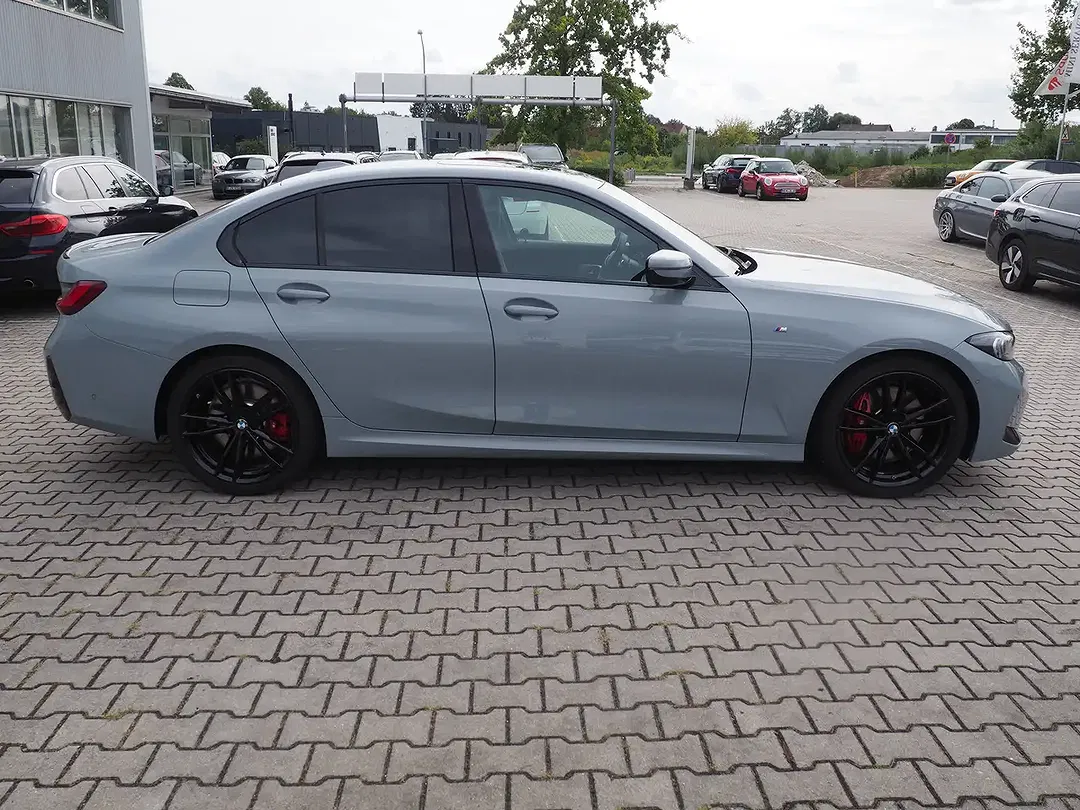 BMW 318 - Thumbnail 8
