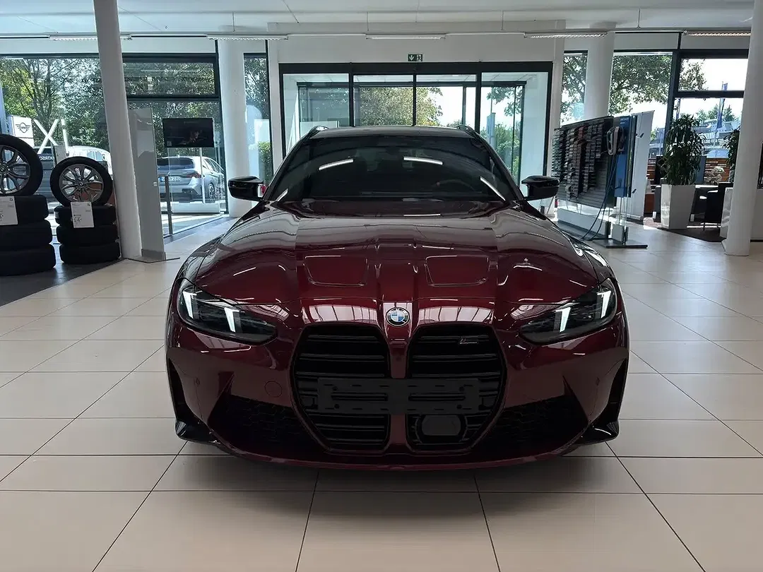 BMW M3 - Thumbnail 4
