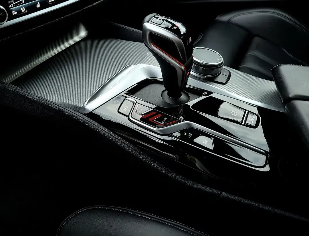 BMW M5 - Thumbnail 13