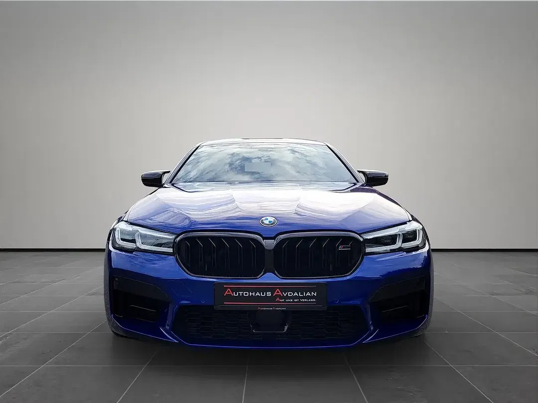 BMW M5 - Thumbnail 8