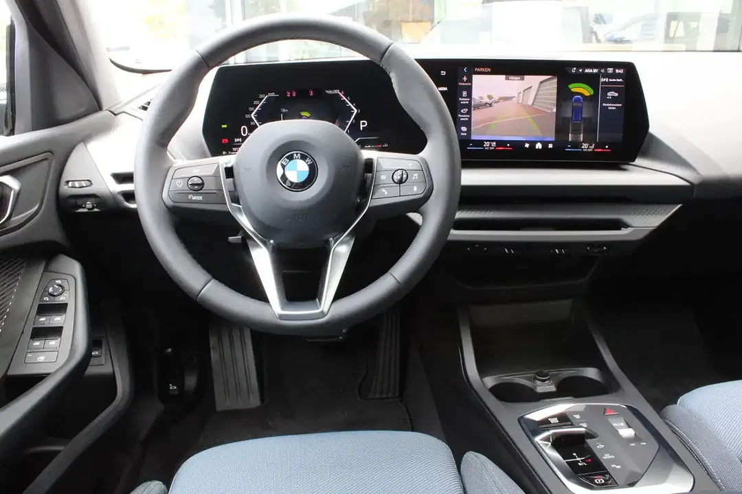 BMW 118 - Thumbnail 9