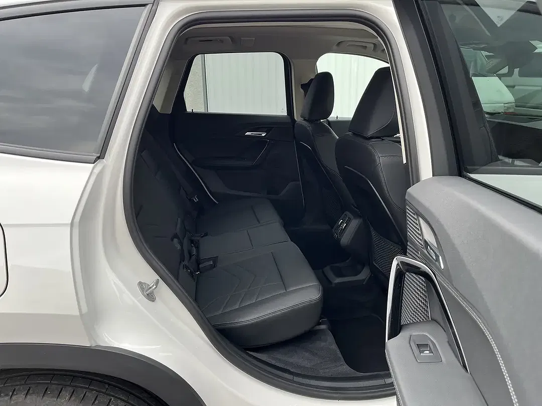 BMW X1 - Thumbnail 10