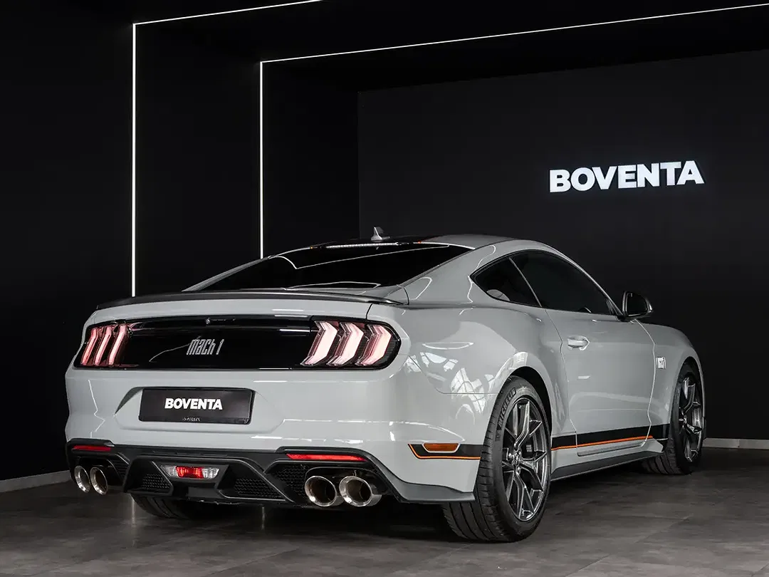 Ford Mustang - Thumbnail 8