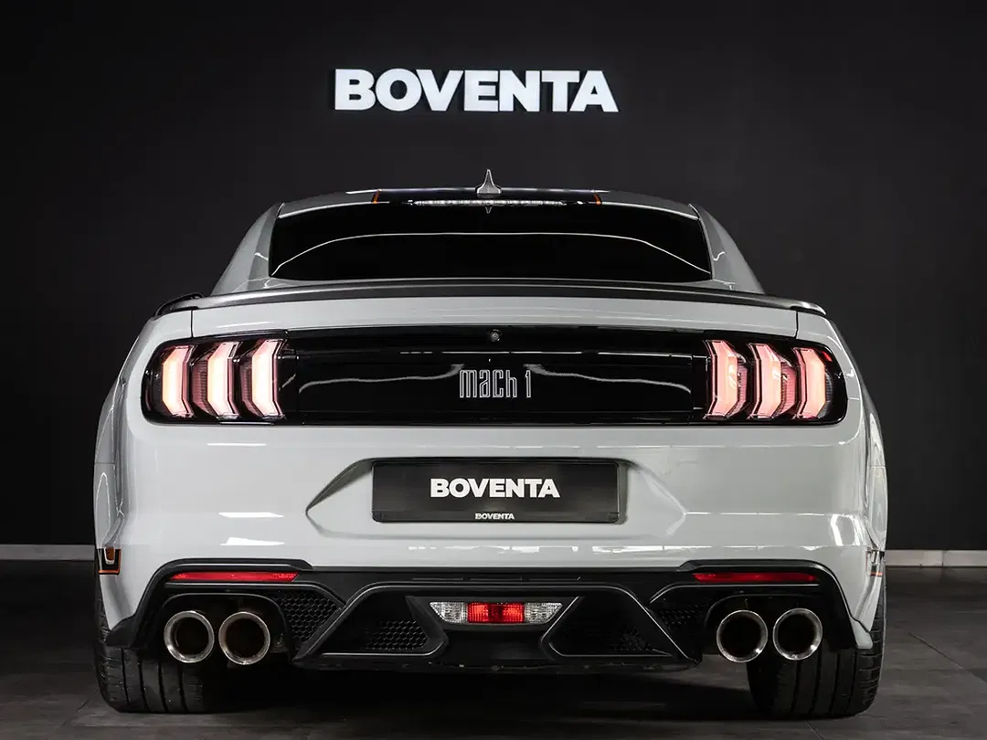 Ford Mustang - Thumbnail 9