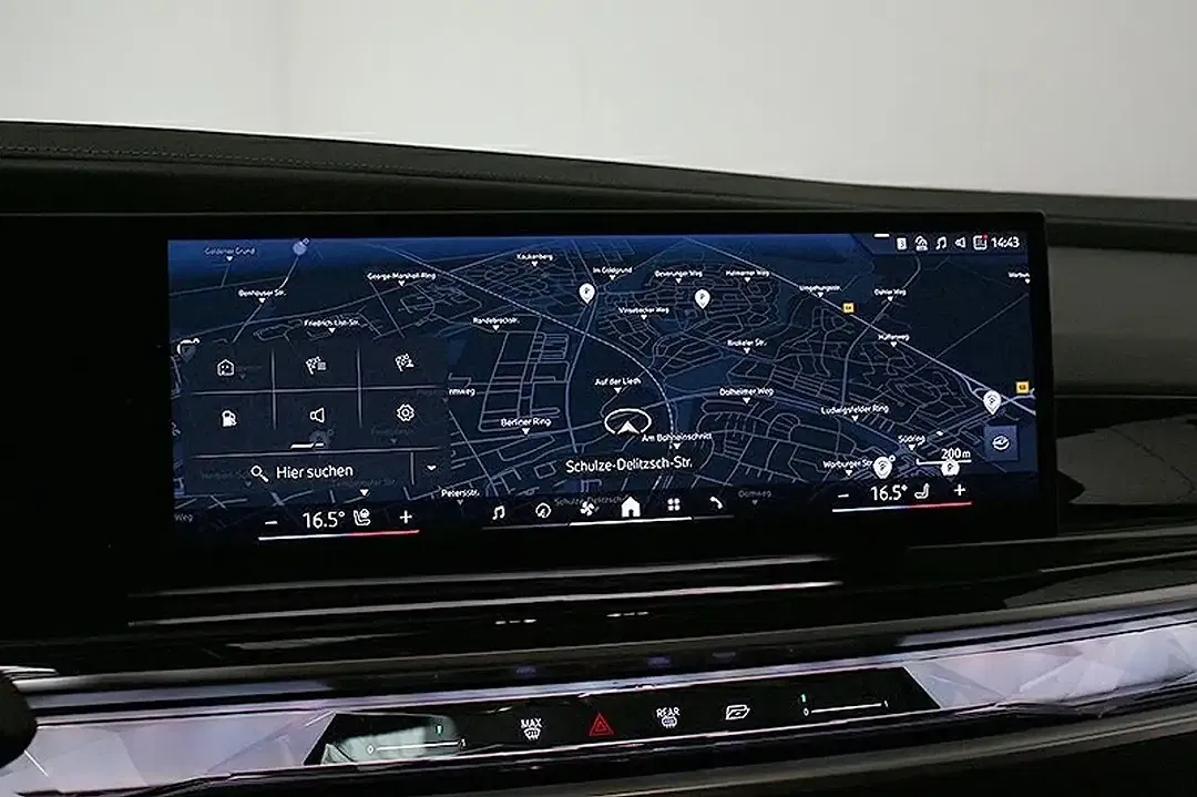 BMW 740 - Thumbnail 10