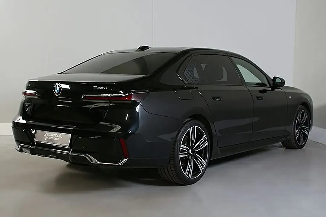 BMW 740 - Thumbnail 5