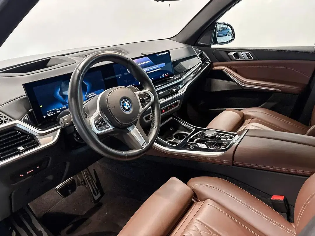 BMW X5 - Thumbnail 10
