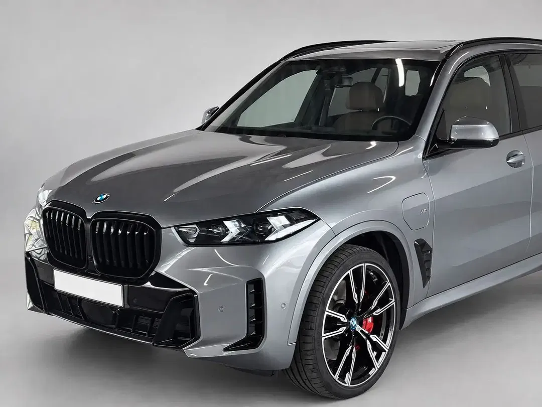 BMW X5 - Thumbnail 2