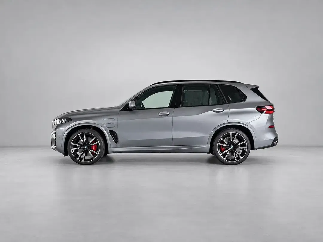 BMW X5 - Thumbnail 3