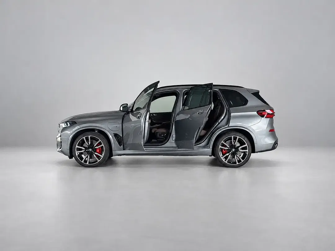 BMW X5 - Thumbnail 4