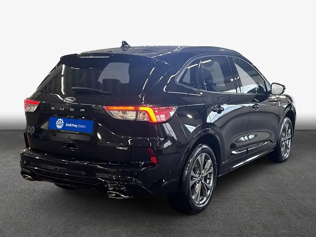 Ford Kuga - Thumbnail 2
